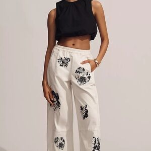 Izzie Printed Pull-On Barrel Pants by Pilcro